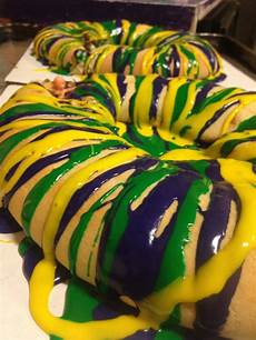 Baton Cake
