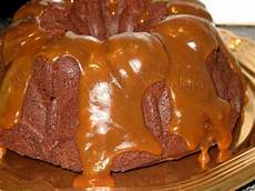 Cacao Sauce Cake