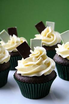 Cake Chocolate Biscuit Conveyor