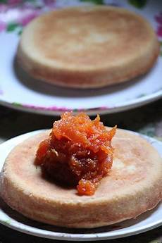 Cake Pan Oiling
