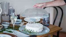 Cake Plate Holder