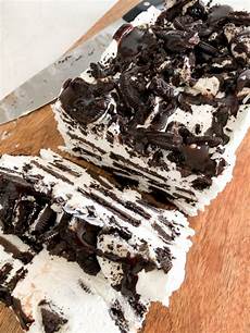 Cake Refrigerators