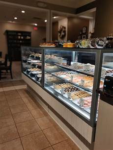 Cake Showcases