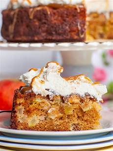 Caramel Sauce Cakes
