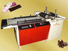 Chocolate Cutting Machine