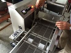 Chocolate Enrobing Machine