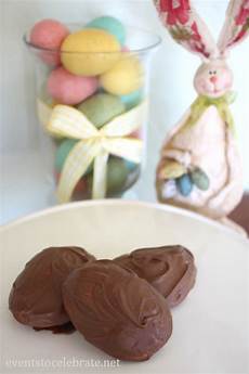 Coated Sandwich Biscuits