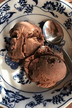 Cocoa Cream Biscuit