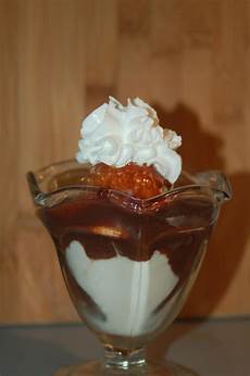 Cocoa Sauce Mosaic Cakes