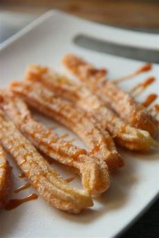 Cocoa Sauce Mozaic Cakes