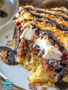 Filled Chocolate Sauce Mosaic Marble Cake