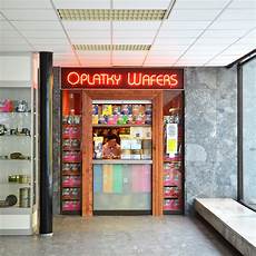 Hazelnut Flavored Wafers