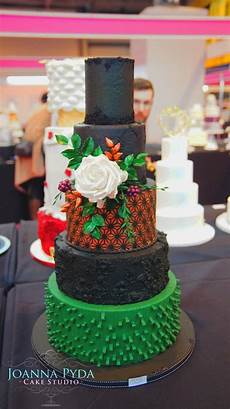 Paper Cake Moulds