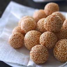 Sesame Biscuits