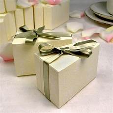 Slice Cake Containers