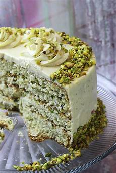 Small Pistachio Cake