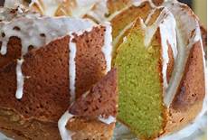 Small Pistachio Cake