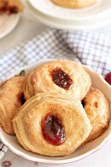 Strawberry Creamed Biscuits